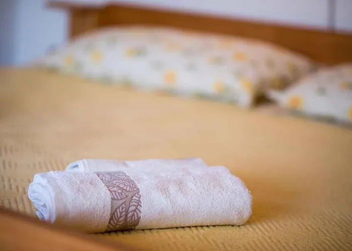 In - Insel Krk 36778 * リスィカ